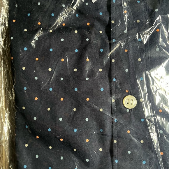 Men’s Casual Button Down Shirt - Picture 4 of 4